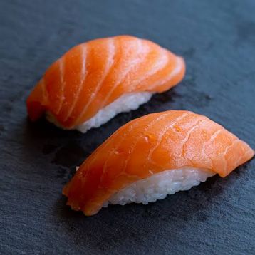 Salmon Nigiri Sushi 1 Pc