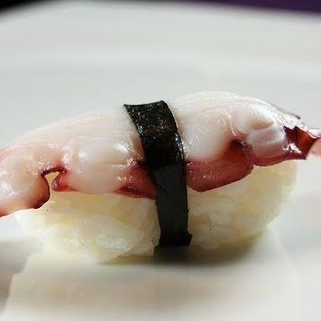 Octopus Nigiri Sushi Tako 1 Pc
