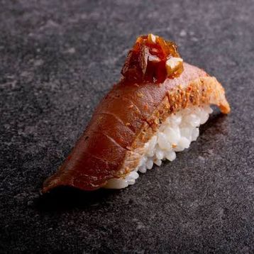 Tuna Tataki Nigiri Sushi 1 Pc