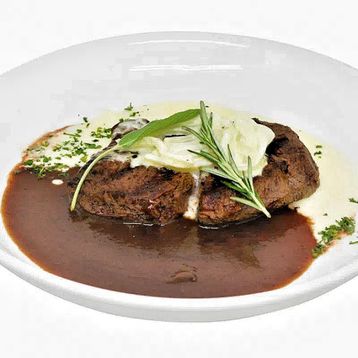 Pan-Fried Garlic Beef Steak